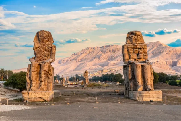 Exklusiver Luxor Tagesausflug per Flug – unvergessliche Erlebnisse mit Spitze Reisen Ägypten!